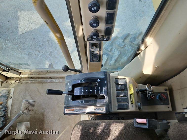 image for item DR8548 1996 Caterpillar  140H motor grader