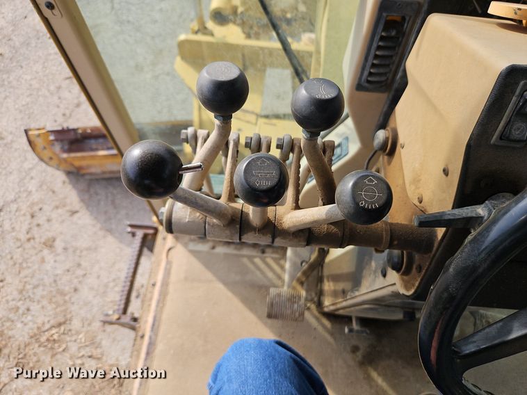 image for item DR8548 1996 Caterpillar  140H motor grader