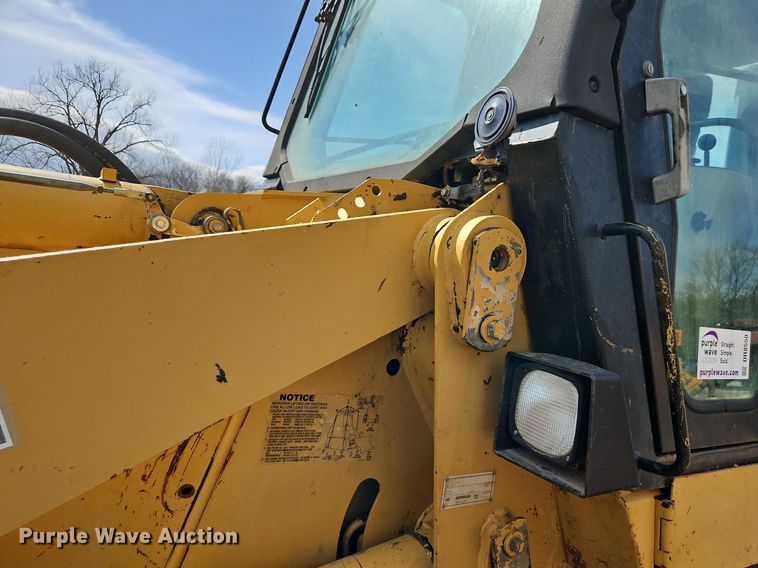 image for item DR8550 1997 Caterpillar  953C track loader