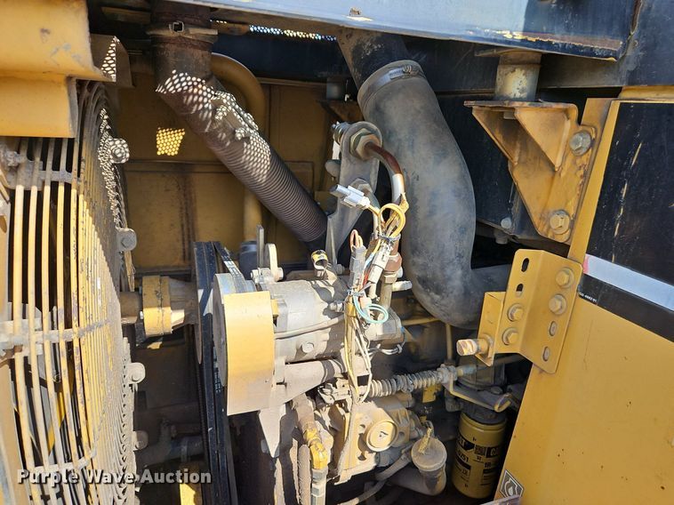 image for item DR8550 1997 Caterpillar  953C track loader
