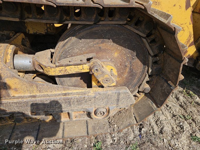 image for item DR8550 1997 Caterpillar  953C track loader