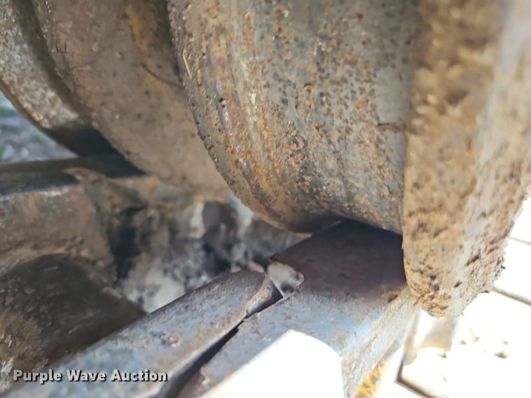 image for item DR8550 1997 Caterpillar  953C track loader