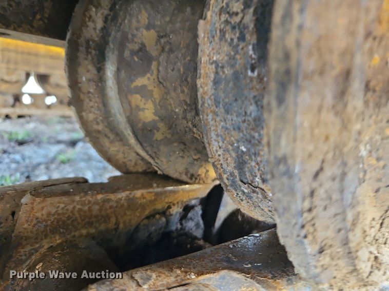 image for item DR8550 1997 Caterpillar  953C track loader