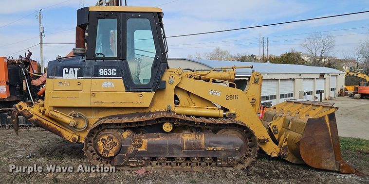 image for item DR8551 2001 Caterpillar  963C track loader