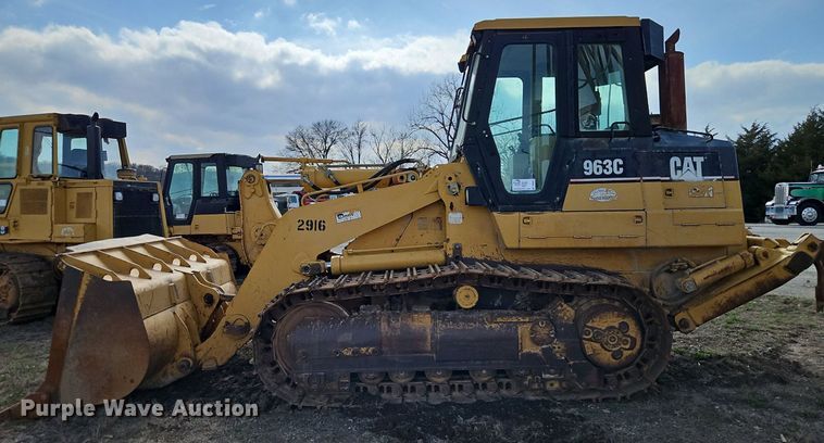 image for item DR8551 2001 Caterpillar  963C track loader