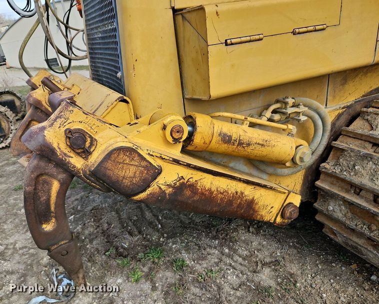 image for item DR8551 2001 Caterpillar  963C track loader