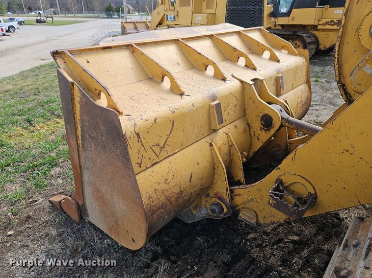 image for item DR8551 2001 Caterpillar  963C track loader