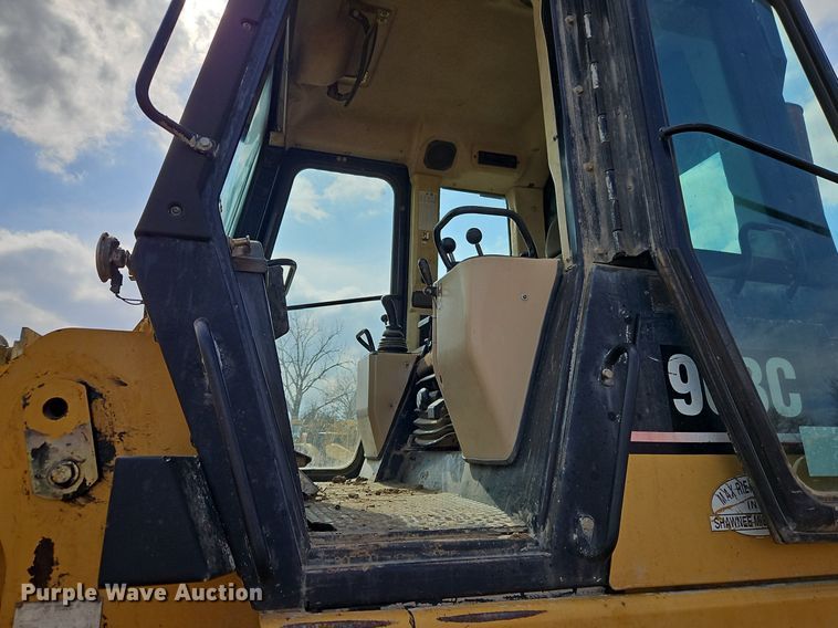 image for item DR8551 2001 Caterpillar  963C track loader