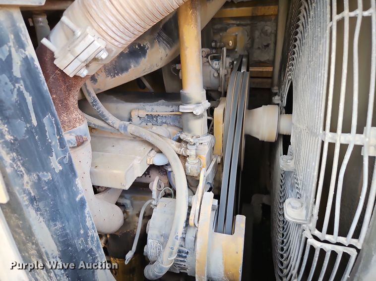 image for item DR8551 2001 Caterpillar  963C track loader