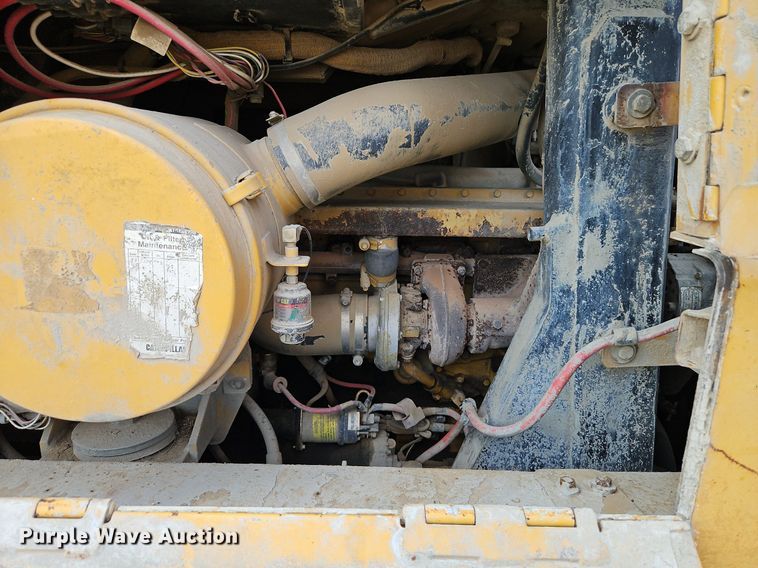 image for item DR8551 2001 Caterpillar  963C track loader