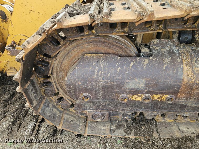 image for item DR8551 2001 Caterpillar  963C track loader