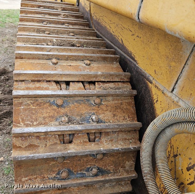 image for item DR8551 2001 Caterpillar  963C track loader