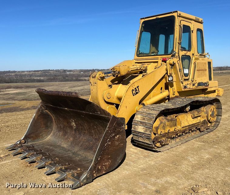 image for item DS0834 1989 Caterpillar 953LGP track loader