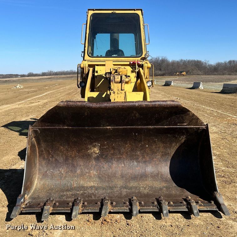image for item DS0834 1989 Caterpillar 953LGP track loader