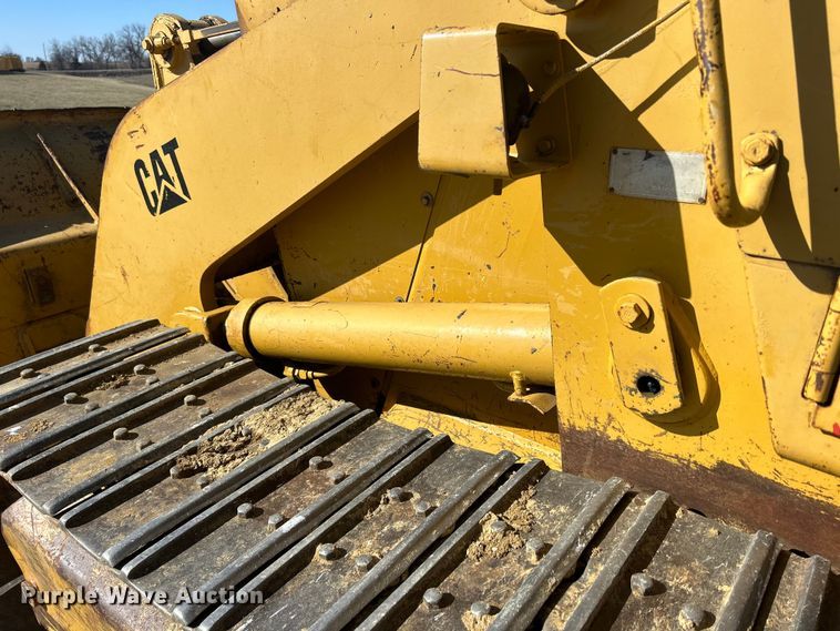 image for item DS0834 1989 Caterpillar 953LGP track loader
