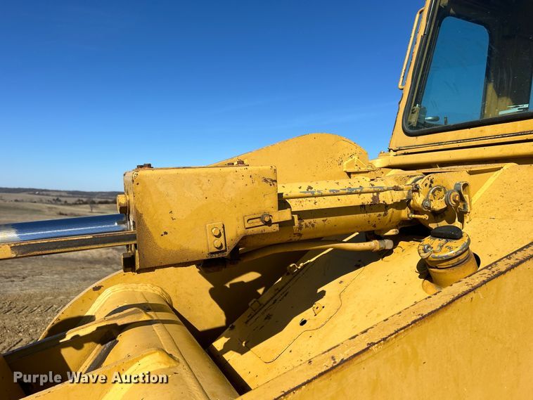 image for item DS0834 1989 Caterpillar 953LGP track loader
