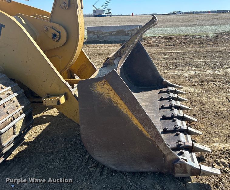 image for item DS0834 1989 Caterpillar 953LGP track loader