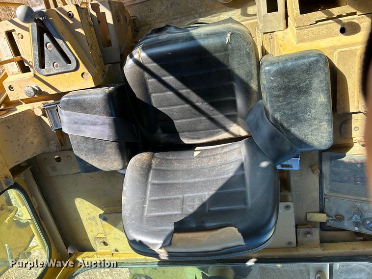 image for item DS0834 1989 Caterpillar 953LGP track loader