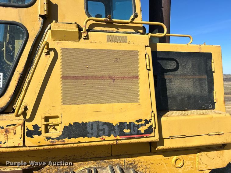 image for item DS0834 1989 Caterpillar 953LGP track loader