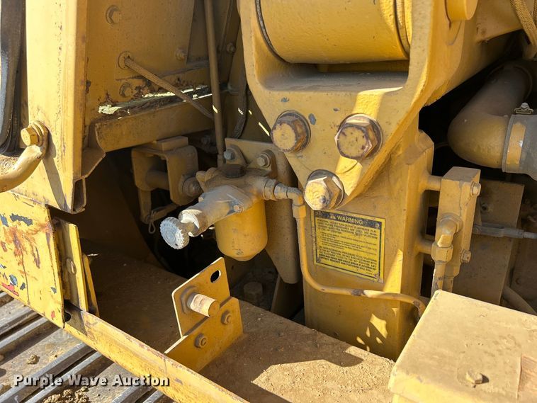 image for item DS0834 1989 Caterpillar 953LGP track loader