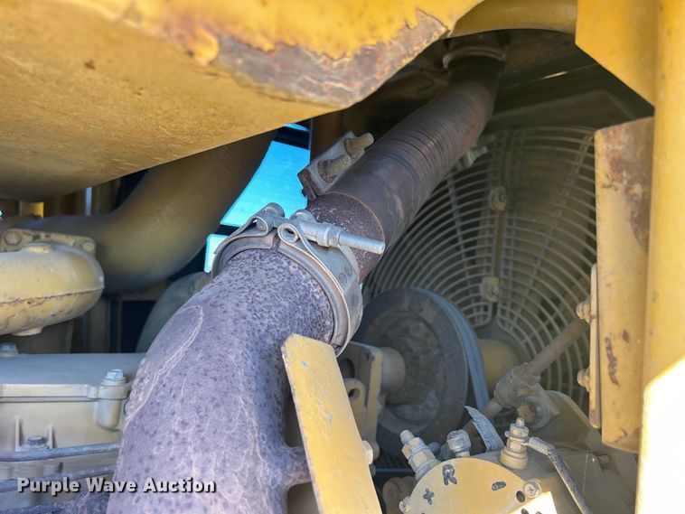 image for item DS0834 1989 Caterpillar 953LGP track loader