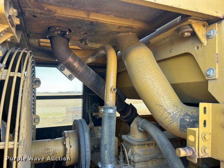 image for item DS0834 1989 Caterpillar 953LGP track loader