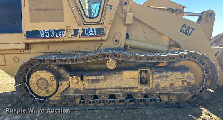 image for item DS0834 1989 Caterpillar 953LGP track loader