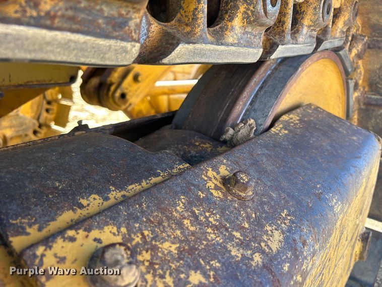 image for item DS0834 1989 Caterpillar 953LGP track loader