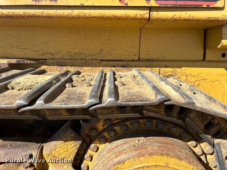 image for item DS0834 1989 Caterpillar 953LGP track loader