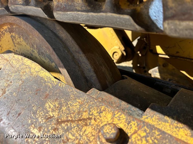 image for item DS0834 1989 Caterpillar 953LGP track loader