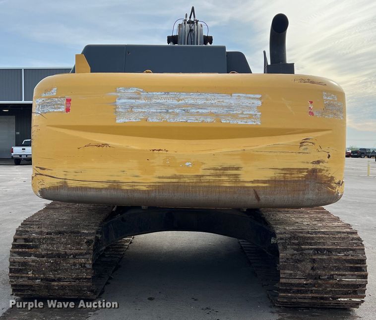 image for item DS2927 2011 John Deere 250G LC excavator