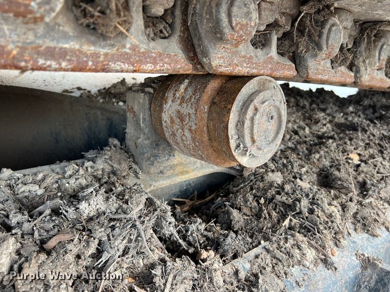 image for item DS2927 2011 John Deere 250G LC excavator