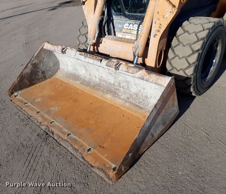 image for item DV9844 2011 Case SR250 skid steer loader