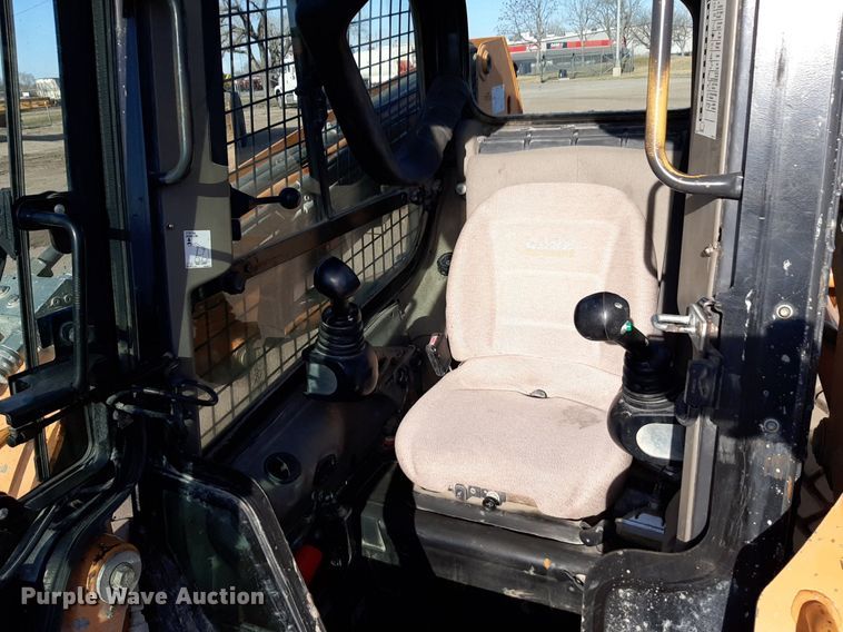 image for item DV9844 2011 Case SR250 skid steer loader