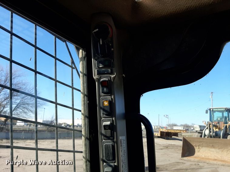 image for item DV9844 2011 Case SR250 skid steer loader