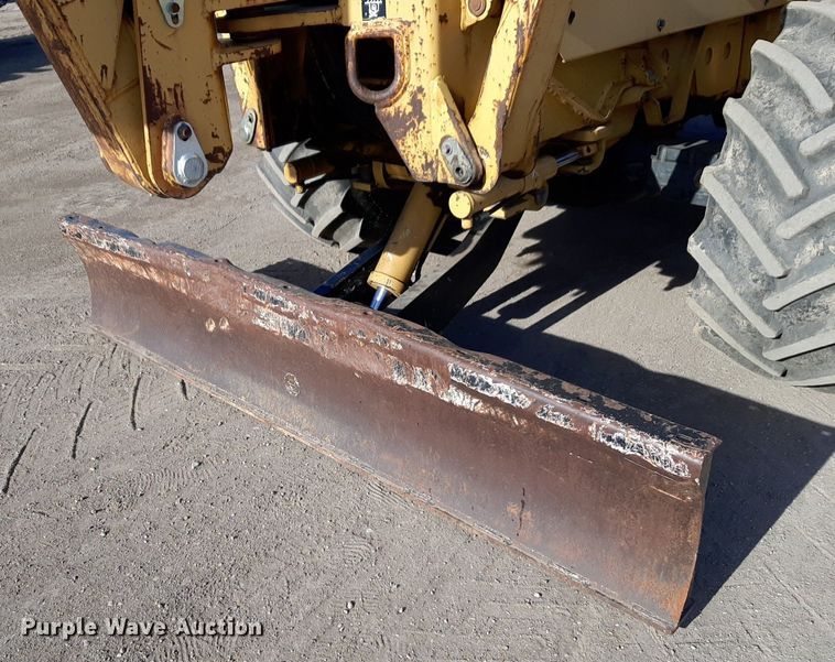 image for item DV9847 2000 Vermeer V8550A vibratory cable plow