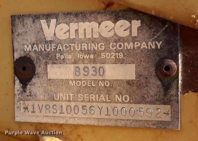 image for item DV9847 2000 Vermeer V8550A vibratory cable plow
