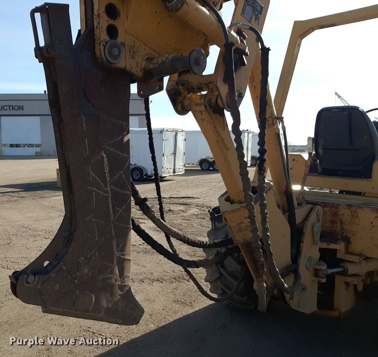 image for item DV9847 2000 Vermeer V8550A vibratory cable plow