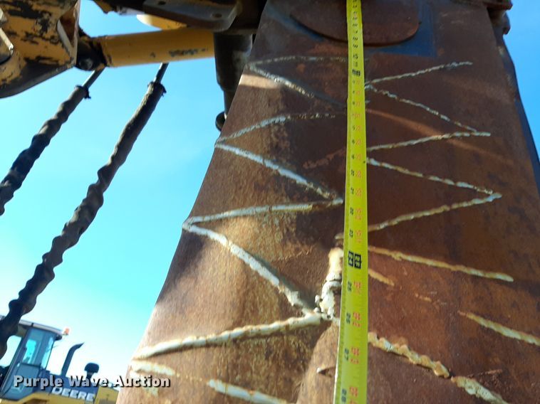 image for item DV9847 2000 Vermeer V8550A vibratory cable plow