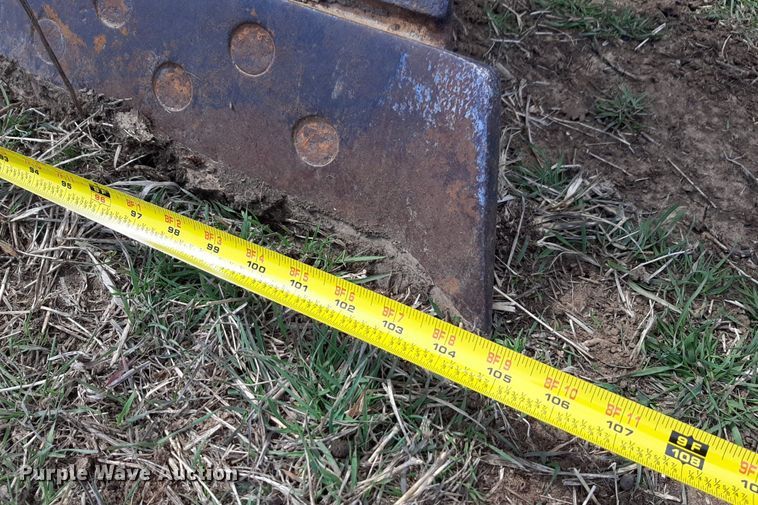 image for item DV9910 1982 Case 850C dozer