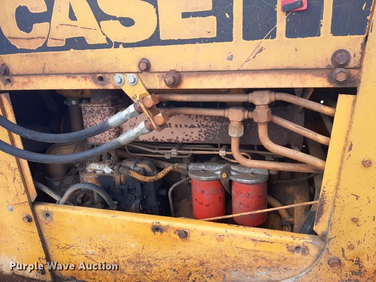 image for item DV9910 1982 Case 850C dozer