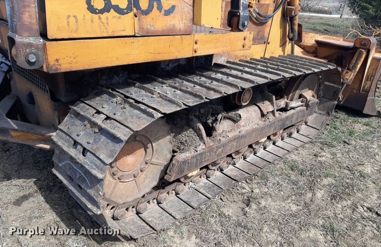 image for item DV9910 1982 Case 850C dozer