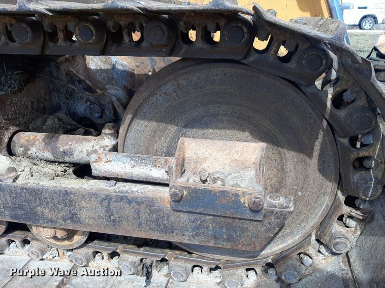 image for item DV9910 1982 Case 850C dozer
