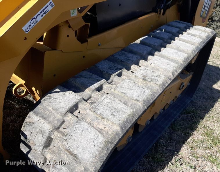 image for item DV9911 2023 Caterpillar 299D3 tracked skid steer loader