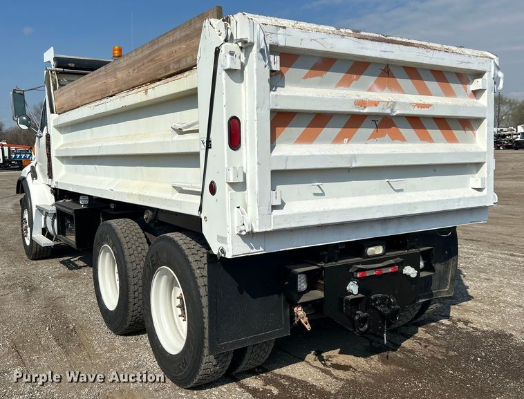 image for item EG1241 2007 Sterling L-Line dump truck