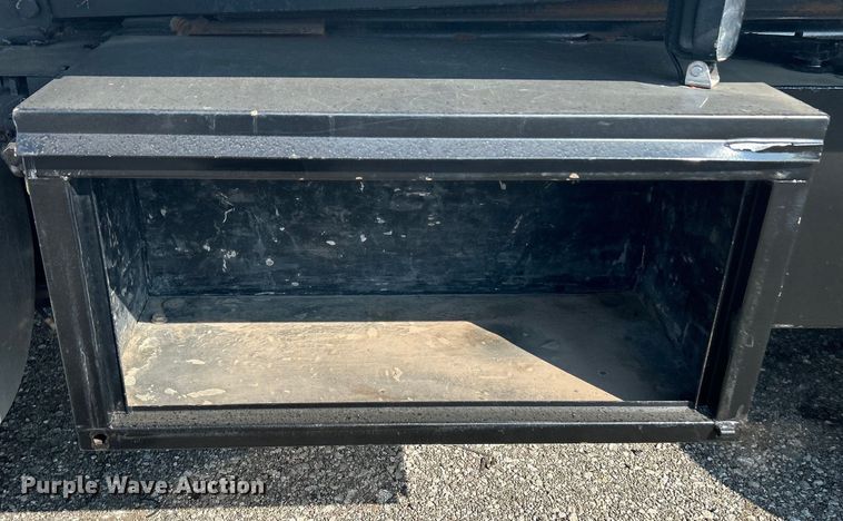 image for item EG1241 2007 Sterling L-Line dump truck