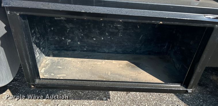 image for item EG1241 2007 Sterling L-Line dump truck