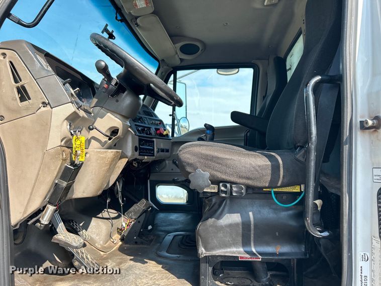 image for item EG1241 2007 Sterling L-Line dump truck