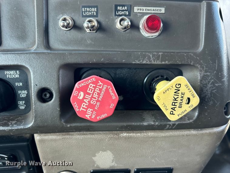 image for item EG1241 2007 Sterling L-Line dump truck