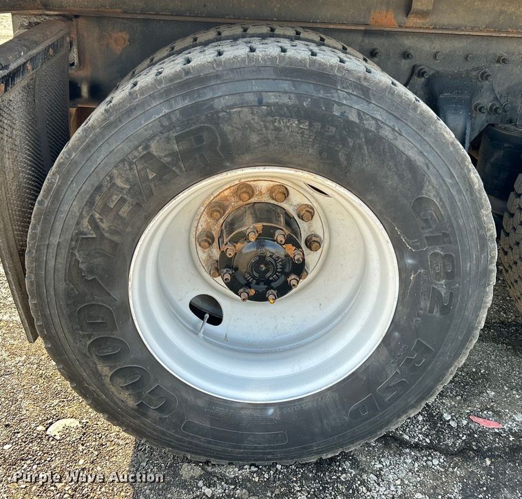 image for item EG1241 2007 Sterling L-Line dump truck